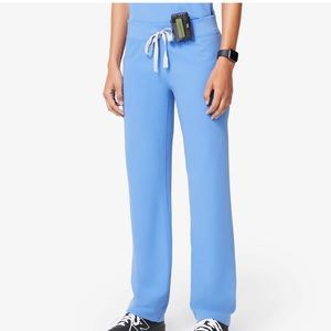 FIGS Ceil Blue Livingston Basic Scrubs Bottoms- size small